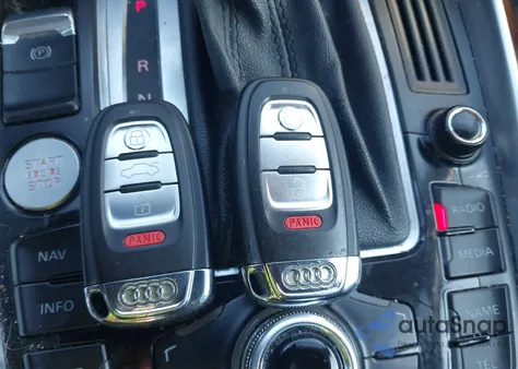 2012 Audi Q5 3.2 Premium Plus z USA, uszkodzony, nr VIN WA1DKAFP1CA053207